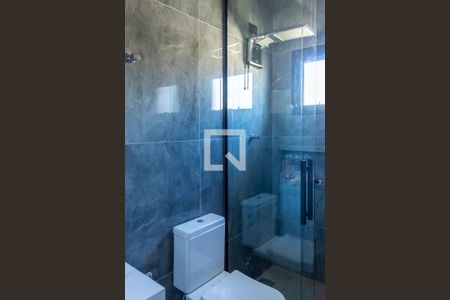 Casa para alugar com 250m², 3 quartos e 6 vagas Casa para alugar com 250m², 3 quartos e 6 vagasBanheiro da Suíte 3