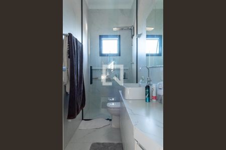 Casa para alugar com 250m², 3 quartos e 6 vagas Casa para alugar com 250m², 3 quartos e 6 vagasBanheiro da Suíte 2