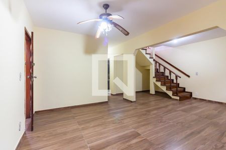 Sala de casa à venda com 4 quartos, 143m² em Jaguaribe, Osasco