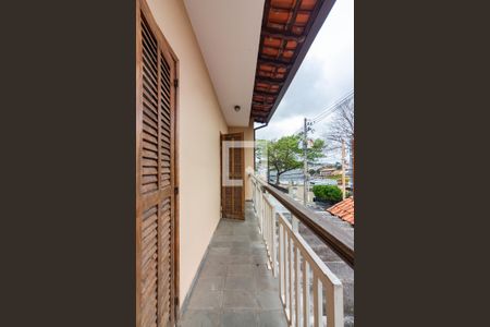 Sacada de casa à venda com 4 quartos, 143m² em Jaguaribe, Osasco