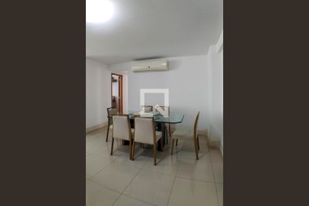 Sala de apartamento à venda com 3 quartos, 130m² em Icaraí, Niterói