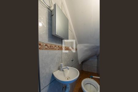 Lavabo de casa para alugar com 3 quartos, 70m² em Vila Alpina, São Paulo