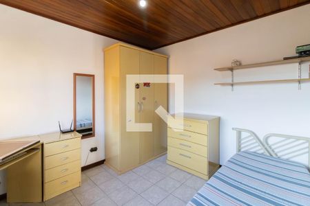 Edícula de casa à venda com 4 quartos, 250m² em Jardim Almeida Prado, Guarulhos