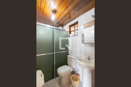 Banheiro da Edícula de casa à venda com 4 quartos, 250m² em Jardim Almeida Prado, Guarulhos