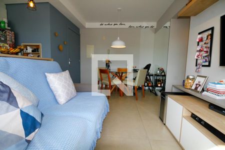 Sala de apartamento à venda com 2 quartos, 56m² em Medianeira, Porto Alegre