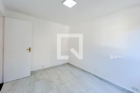 Quarto 1 de apartamento para alugar com 2 quartos, 54m² em Vila Camilópolis, Santo André