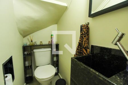 Lavabo de casa de condomínio para alugar com 3 quartos, 190m² em Vila Nova Manchester, São Paulo