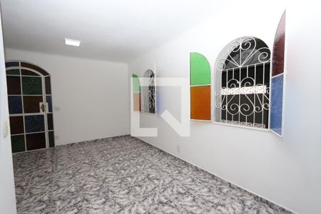 Sala de casa à venda com 3 quartos, 150m² em Parque Residencial Oratorio, São Paulo