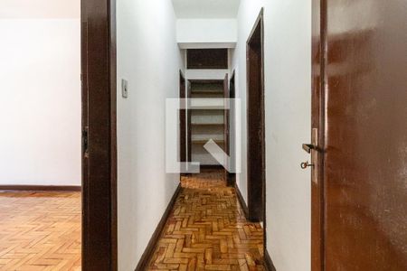 Corredor de apartamento à venda com 3 quartos, 154m² em Vila Romana, São Paulo