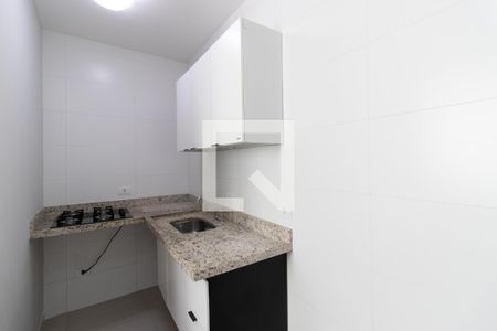 Cozinha de casa de condomínio para alugar com 2 quartos, 40m² em Vila Isolina Mazzei, São Paulo