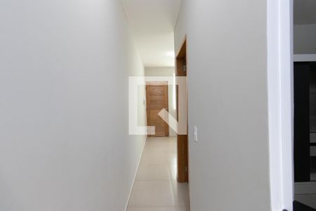 Corredor Quartos de casa de condomínio para alugar com 2 quartos, 40m² em Vila Isolina Mazzei, São Paulo