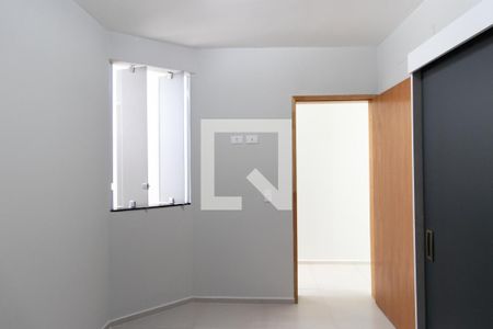 Quarto 1 de casa de condomínio para alugar com 2 quartos, 40m² em Vila Isolina Mazzei, São Paulo