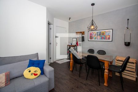 Sala de apartamento para alugar com 2 quartos, 74m² em Cerqueira César, São Paulo