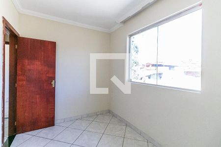 Quarto 1 de casa de condomínio para alugar com 2 quartos, 55m² em Minascaixa, Belo Horizonte