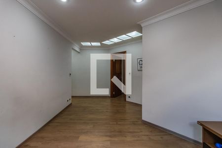 Sala íntima de casa de condomínio à venda com 4 quartos, 362m² em Alphaville, Santana de Parnaíba