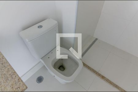 Banheiro de kitnet/studio à venda com 1 quarto, 25m² em Campo Belo, São Paulo