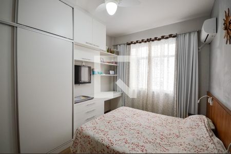 Suíte de apartamento à venda com 2 quartos, 68m² em Tijuca, Rio de Janeiro