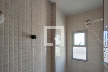 Apartamento para alugar com 218m², 4 quartos e 2 vagas Apartamento para alugar com 218m², 4 quartos e 2 vagasBanheiro da Suíte 3