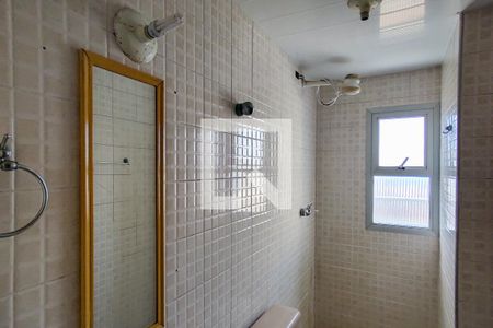 Apartamento para alugar com 218m², 4 quartos e 2 vagas Apartamento para alugar com 218m², 4 quartos e 2 vagasBanheiro da Suíte