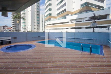 Apartamento para alugar com 218m², 4 quartos e 2 vagas Apartamento para alugar com 218m², 4 quartos e 2 vagasÁrea comum - Piscina
