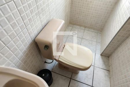 Apartamento para alugar com 218m², 4 quartos e 2 vagas Apartamento para alugar com 218m², 4 quartos e 2 vagasBanheiro da Suíte