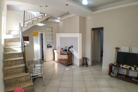 Sala 1 de casa para alugar com 3 quartos, 150m² em Ingá, Niterói