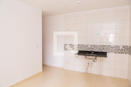 Sala e Cozinha de apartamento à venda com 2 quartos, 40m² em Jardim Triana, São Paulo