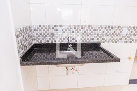 Sala e Cozinha de apartamento à venda com 2 quartos, 39m² em Jardim Triana, São Paulo