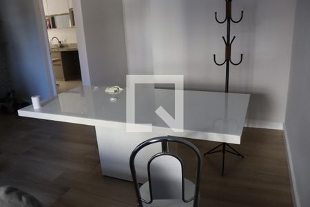 Detalhe da sala de apartamento para alugar com 2 quartos, 70m² em Vila Jequitibás, Campinas