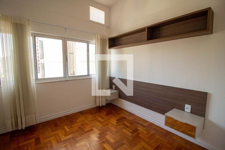 Quarto 1 de apartamento à venda com 2 quartos, 60m² em Tijuca, Rio de Janeiro