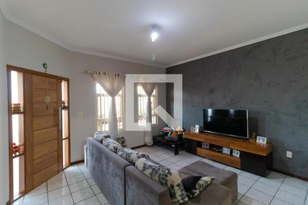 Sala de TV de casa à venda com 3 quartos, 156m² em Parque da Figueira, Campinas