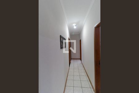 Corredor de casa à venda com 3 quartos, 156m² em Parque da Figueira, Campinas