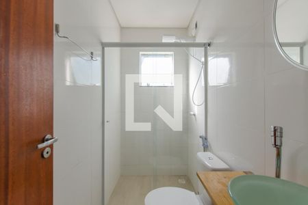 Banheiro de kitnet/studio para alugar com 1 quarto, 37m² em Morro das Pedras, Florianópolis