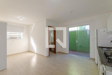 Quarto de kitnet/studio para alugar com 1 quarto, 37m² em Morro das Pedras, Florianópolis