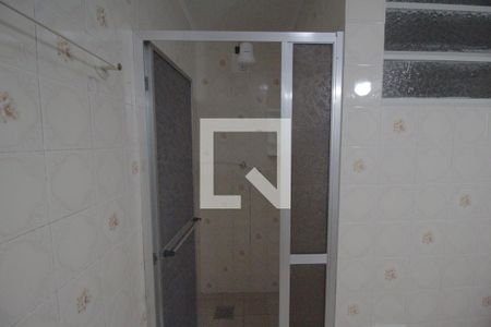 Banheiro de apartamento para alugar com 1 quarto, 54m² em Vila Jardim, Porto Alegre