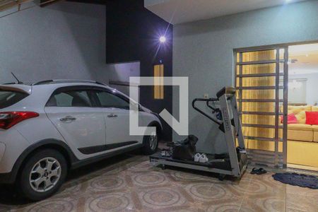 Casa à venda com 197m², 3 quartos e 2 vagas Casa à venda com 197m², 3 quartos e 2 vagasGaragem