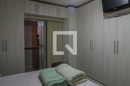 Casa à venda com 197m², 3 quartos e 2 vagas Casa à venda com 197m², 3 quartos e 2 vagasSuíte