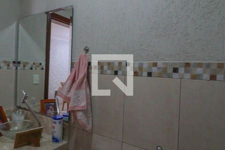 Casa à venda com 197m², 3 quartos e 2 vagas Casa à venda com 197m², 3 quartos e 2 vagasLavabo