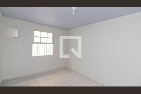 Quarto de casa para alugar com 1 quarto, 35m² em Vila Araguaia, São Paulo