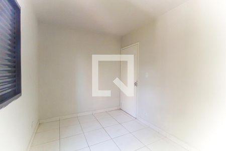 Quarto 1 de apartamento à venda com 2 quartos, 52m² em Vila Carmosina, São Paulo