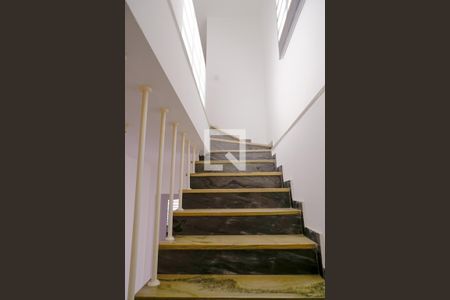 Escada para Quartos Superior de casa à venda com 5 quartos, 250m² em Cambuci, São Paulo