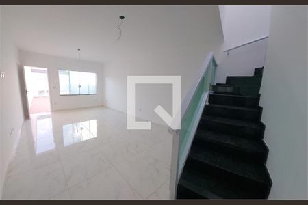 Casa à venda com 3 quartos, 110m² em Vila rica, São Paulo