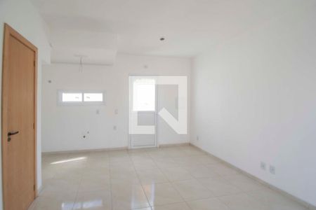 Sala/cozinha de casa de condomínio à venda com 2 quartos, 69m² em Olaria, Canoas