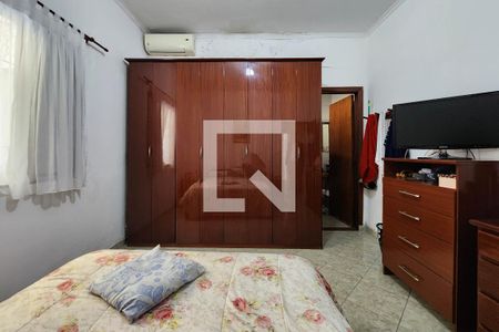 Casa à venda com 238m², 3 quartos e 4 vagas Casa à venda com 238m², 3 quartos e 4 vagasSuíte