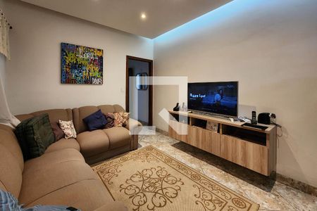 Casa à venda com 238m², 3 quartos e 4 vagasSala de TV/Estar