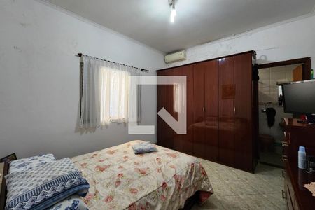 Casa à venda com 238m², 3 quartos e 4 vagas Casa à venda com 238m², 3 quartos e 4 vagasSuíte