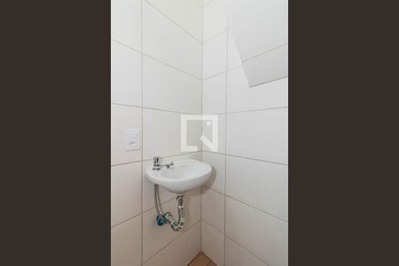 Banheiro de apartamento à venda com 1 quarto, 70m² em Vila Mazzei, São Paulo