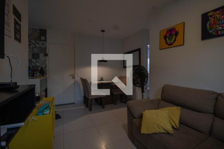 sala  de apartamento para alugar com 2 quartos, 50m² em Vargem Pequena, Rio de Janeiro