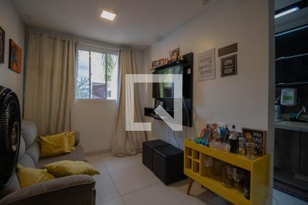 sala  de apartamento para alugar com 2 quartos, 50m² em Vargem Pequena, Rio de Janeiro