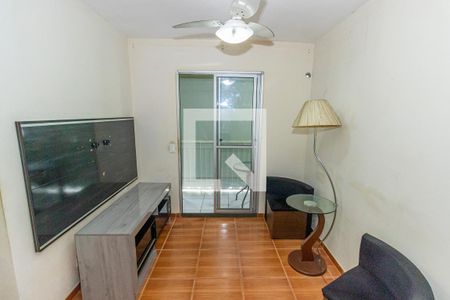 Sala de apartamento para alugar com 3 quartos, 56m² em Irajá, Rio de Janeiro